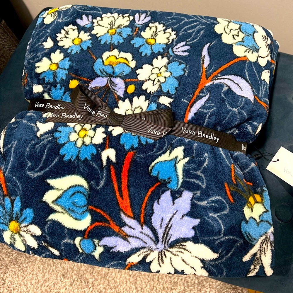 NWT Vera Bradley Blanket